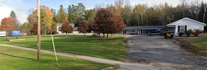 Candlelite Motel - Recent Photo As Of 2022 (newer photo)
